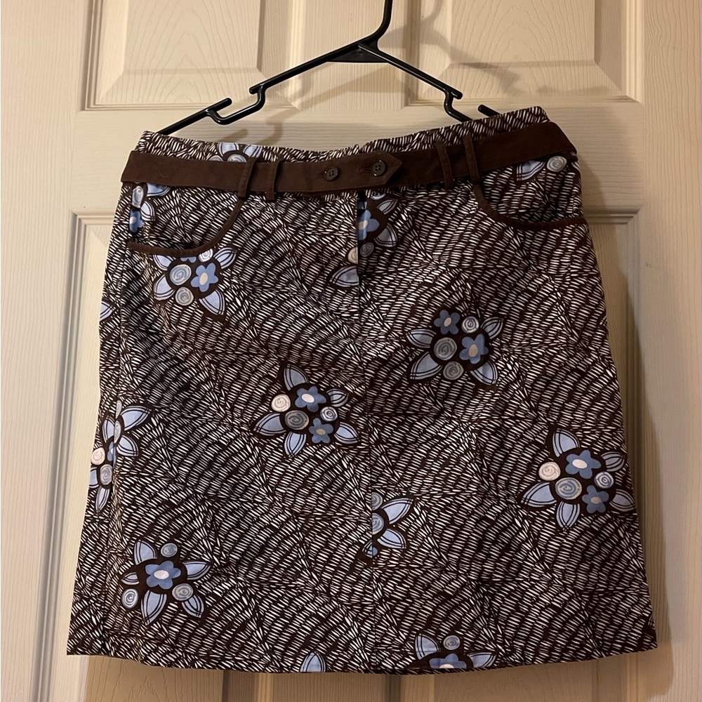 LOFT  Vintage Brown And Blue Floral Skirt Size 8